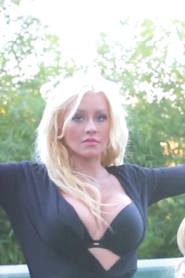 25P cute Christina Aguilera