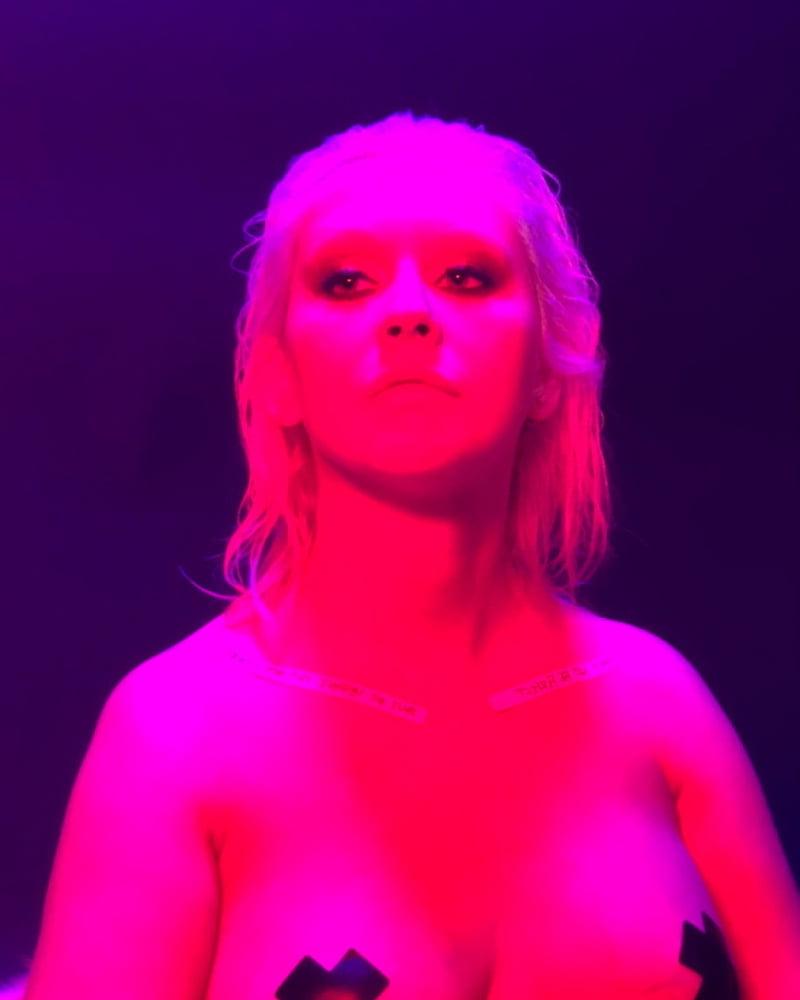 25P cute Christina Aguilera