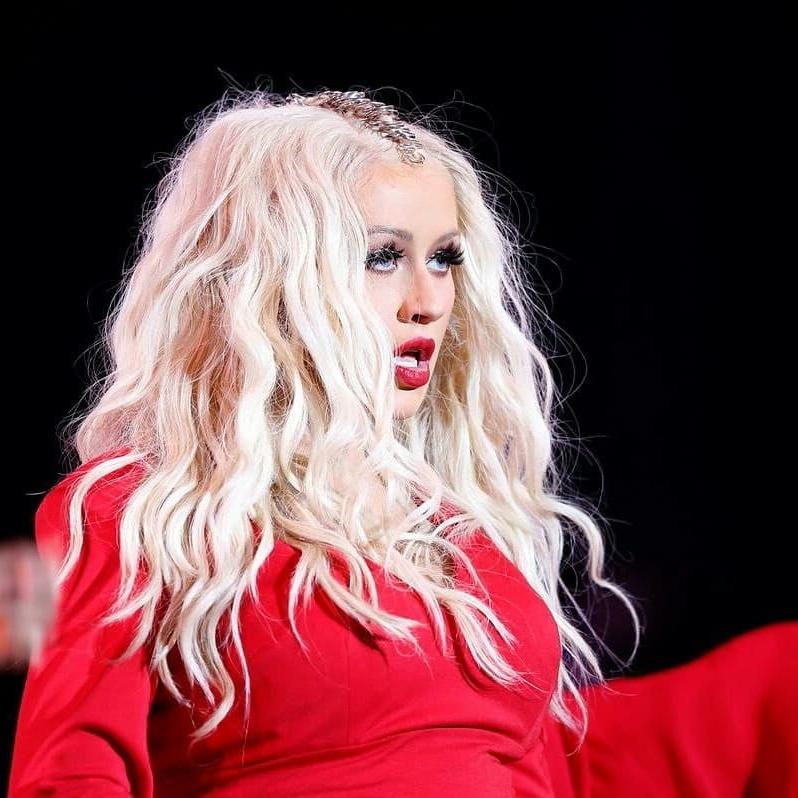 25P cute Christina Aguilera