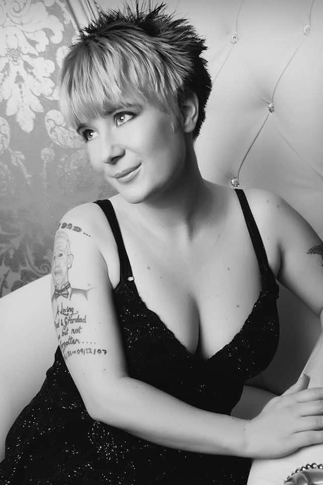 25P Marie, sexy UK Chunky MILF Chav Slut