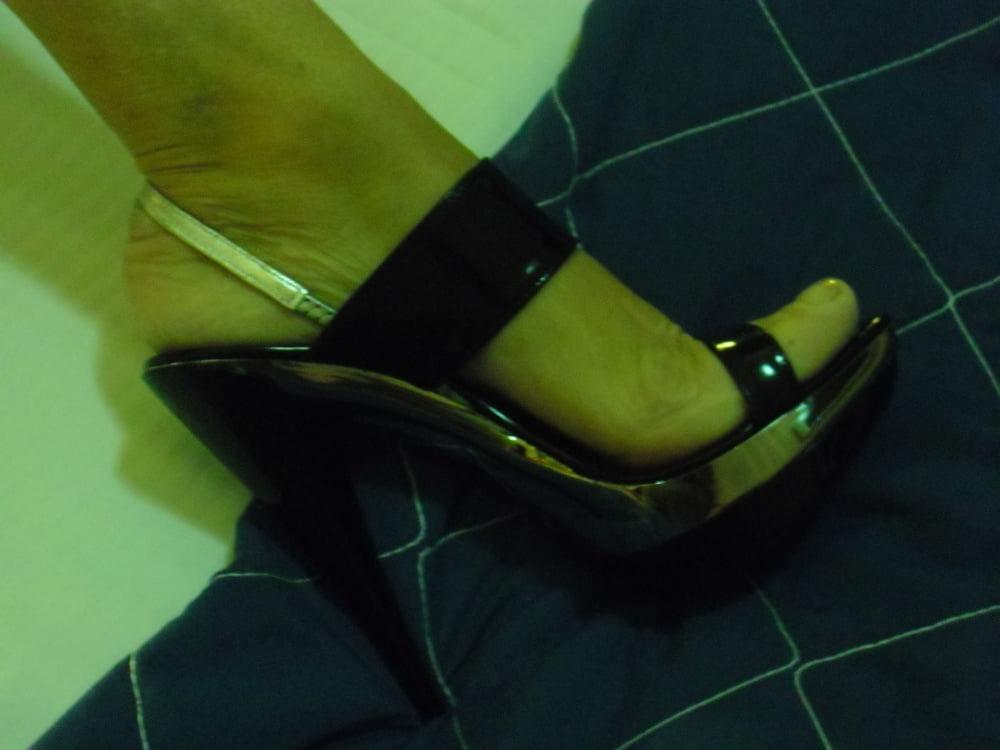 25P my feet and shoes