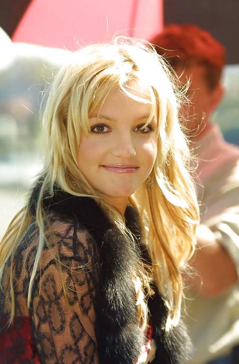 25P cute Britney Spears