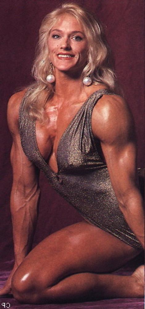 20P Erika Andersch! Classic Muscular Blonde!