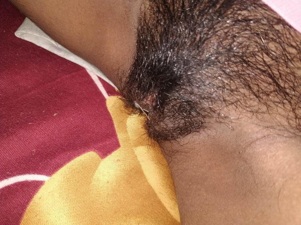 25P Cute 18 year old Indian Amateur (Extended Gallery