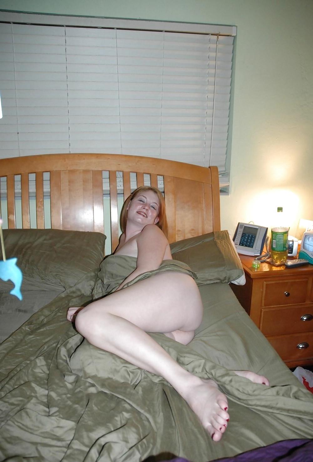 25P SEXY CHUBBY TEEN POSING