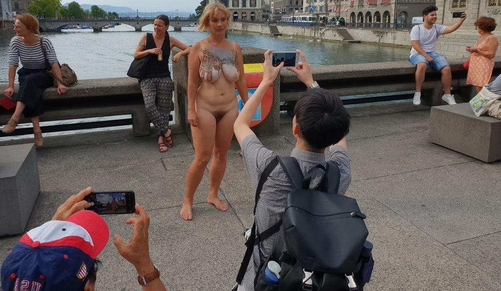25P Lenka Klodova (1969-) Czech performance artist