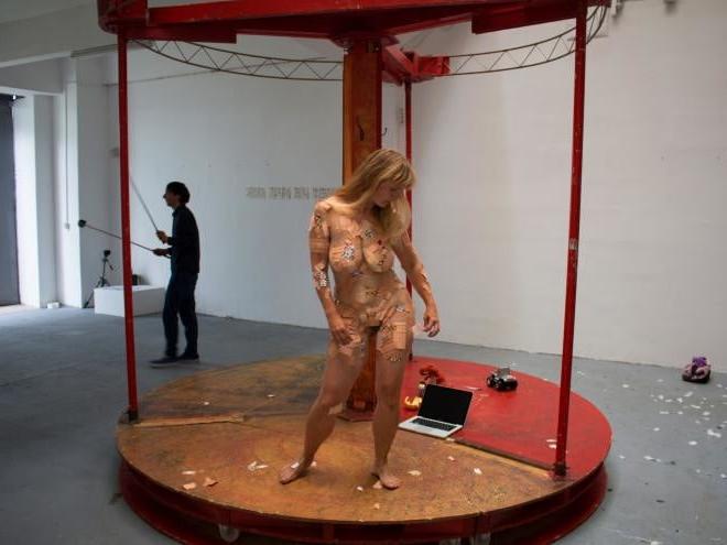 25P Lenka Klodova (1969-) Czech performance artist