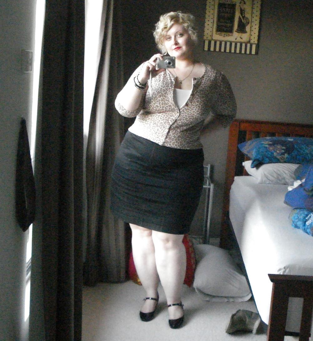 25P CHUBBY WOMEN 20