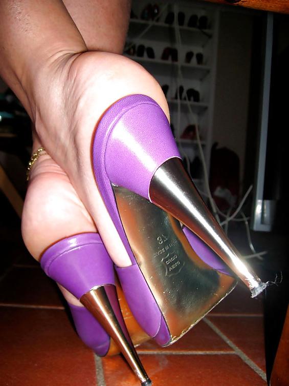 25P High Heels Feet TWO