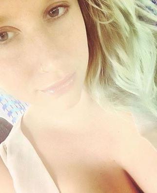 25P cute Kesha Sebert