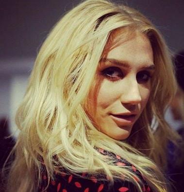 25P cute Kesha Sebert