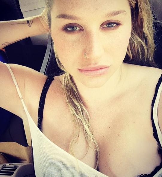 25P cute Kesha Sebert