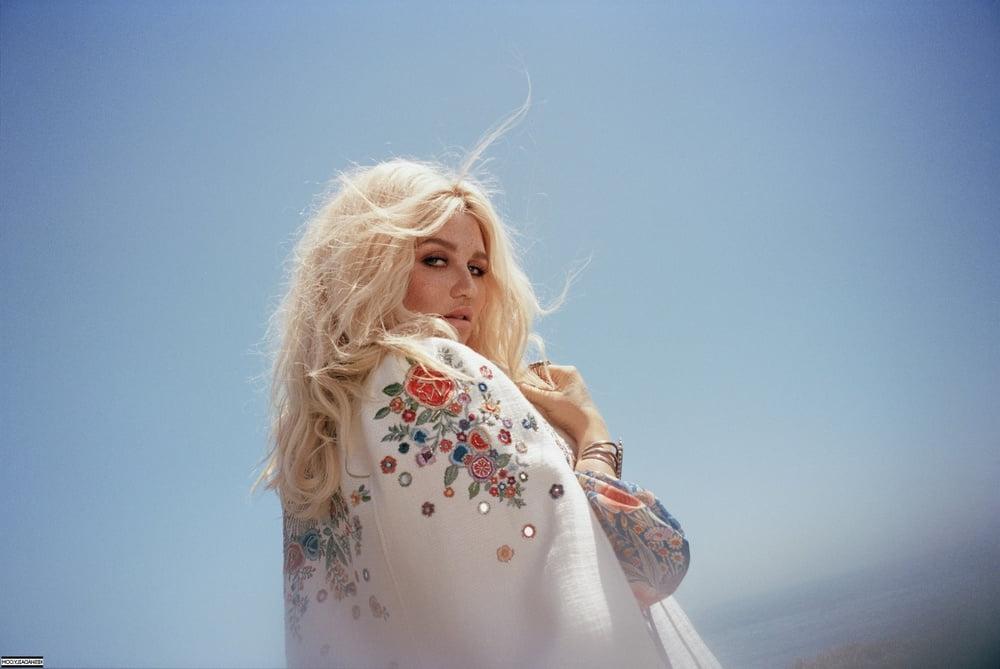 25P cute Kesha Sebert