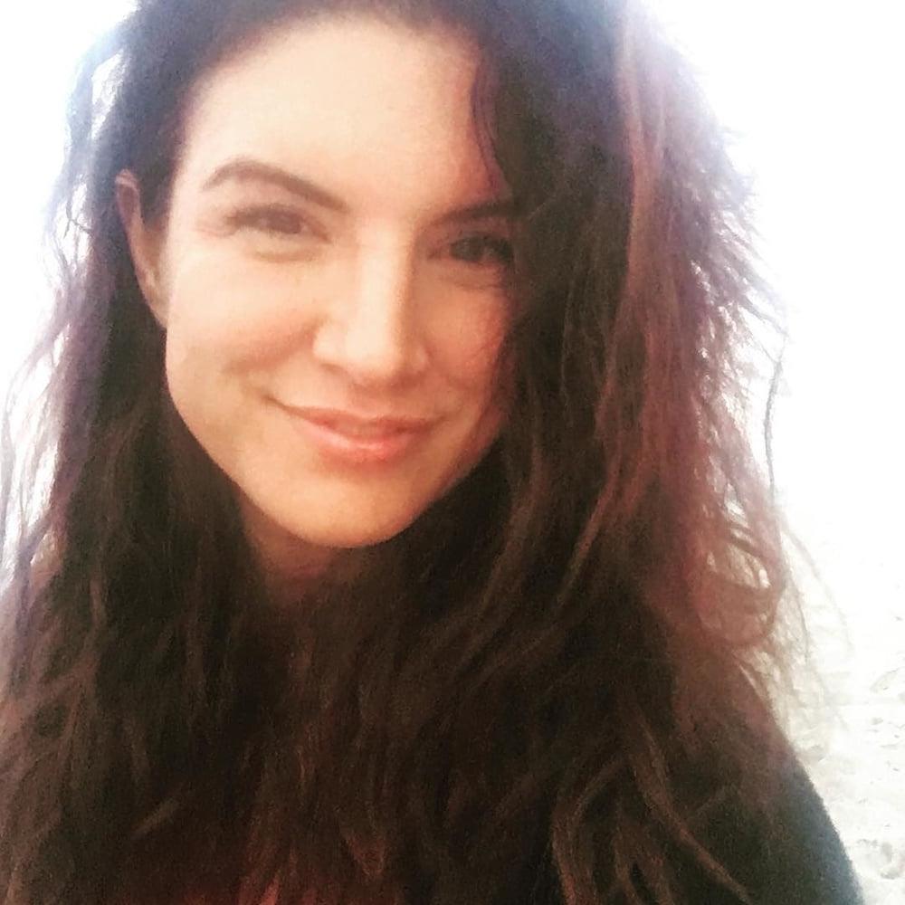 25P cute Gina Carano
