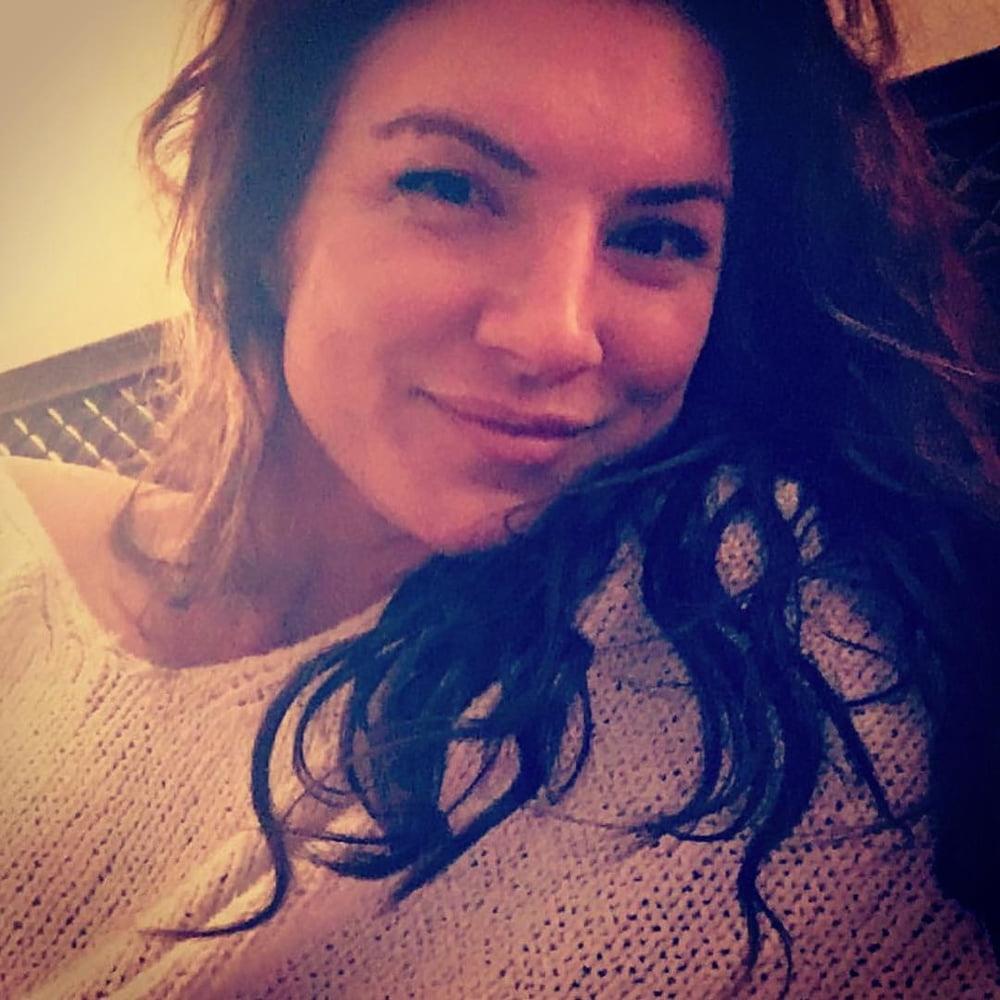 25P cute Gina Carano