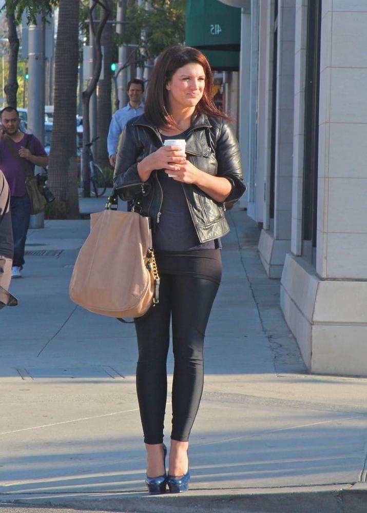 25P cute Gina Carano