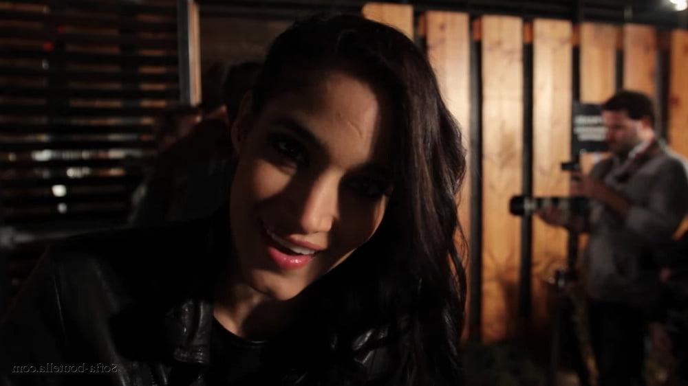 25P cute Sofia Boutella