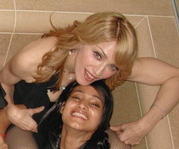25P cute Sofia Boutella