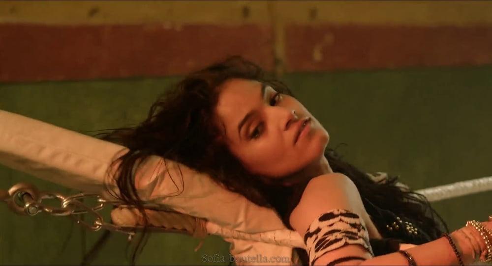 25P cute Sofia Boutella