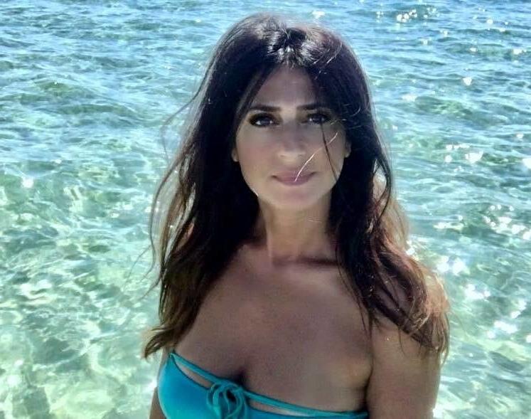 25P italian bitch cuckold swinger
