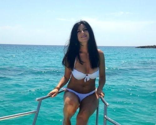 25P italian bitch cuckold swinger