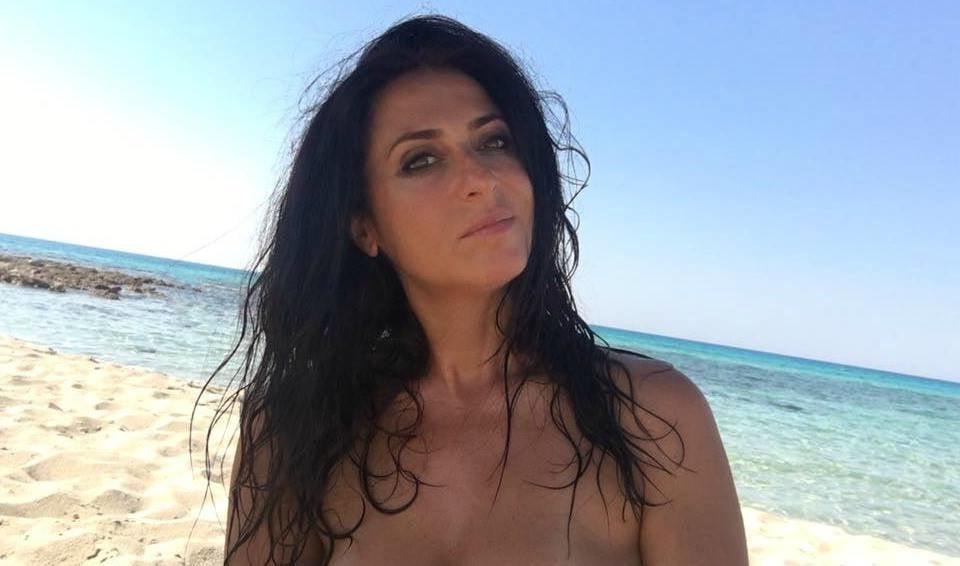 25P italian bitch cuckold swinger