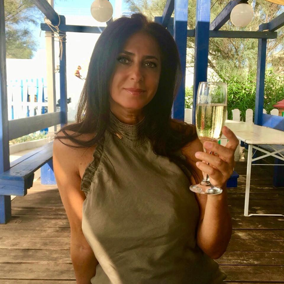 25P italian bitch cuckold swinger