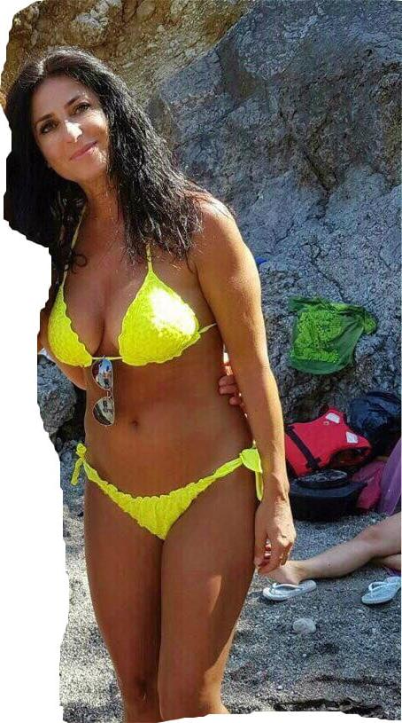 25P italian bitch cuckold swinger