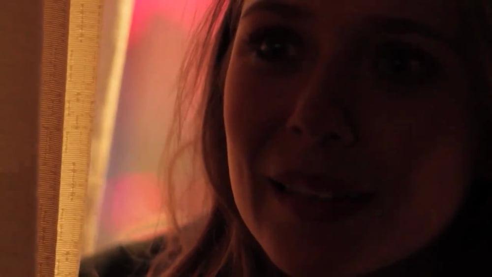25P cute Elizabeth Olsen
