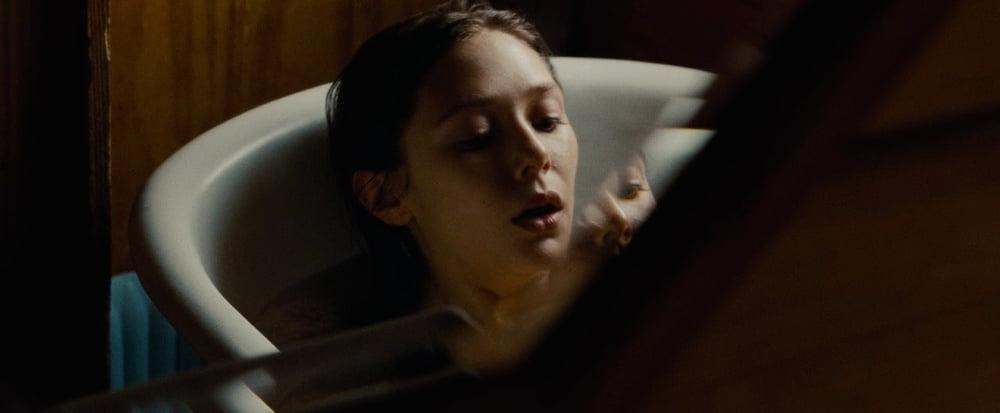 25P cute Elizabeth Olsen