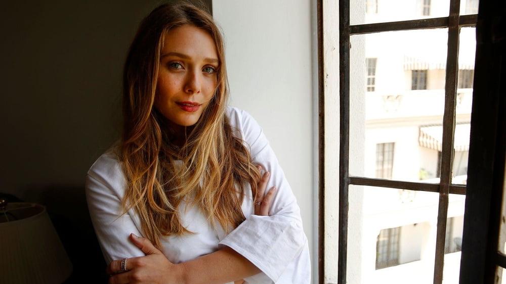 25P cute Elizabeth Olsen
