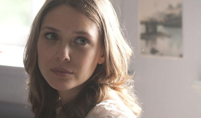 25P cute Elizabeth Olsen