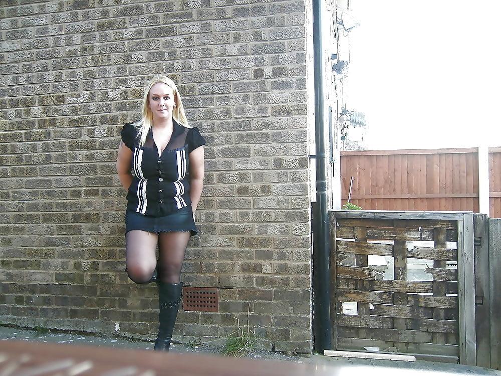 25P Chubby sexy blonde