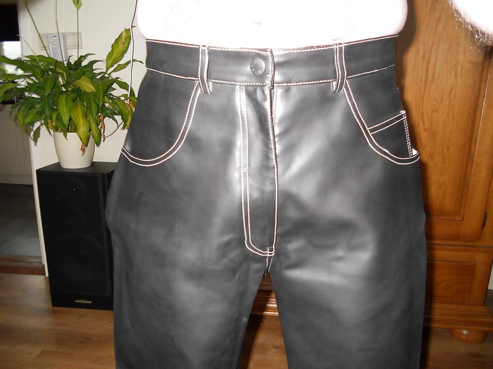 25P My in Rubber and pvc and spandex