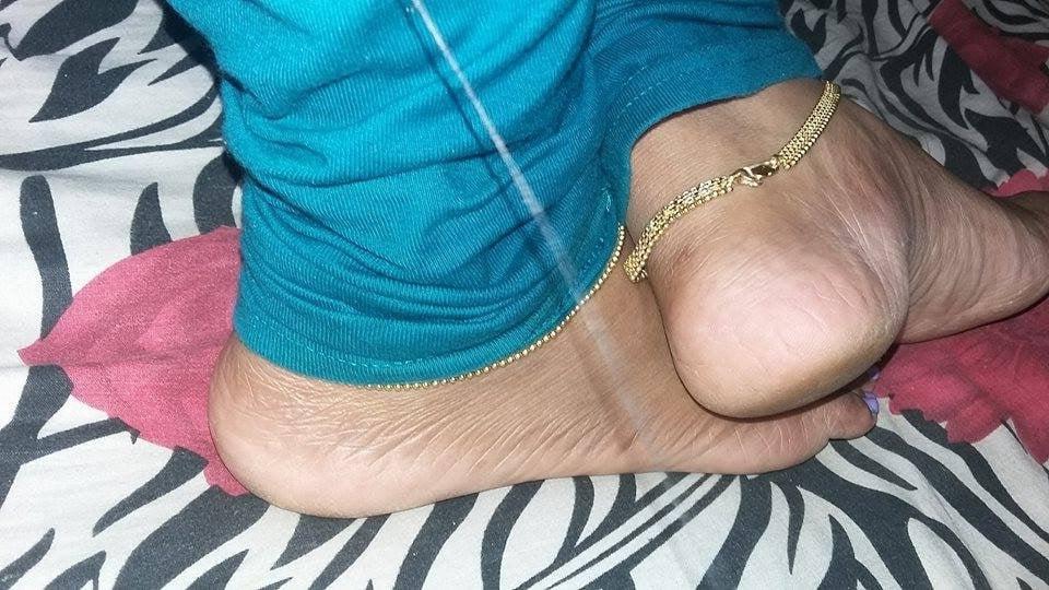 22P Sexy Indian feet 2