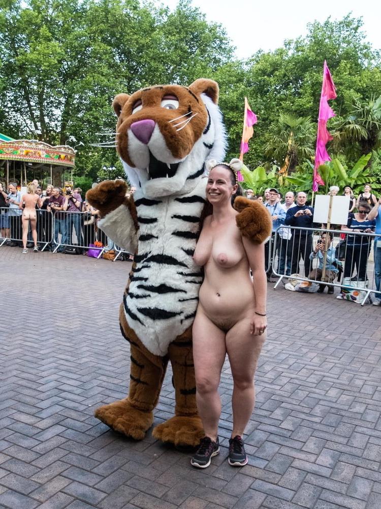 25P Real Naturist 46