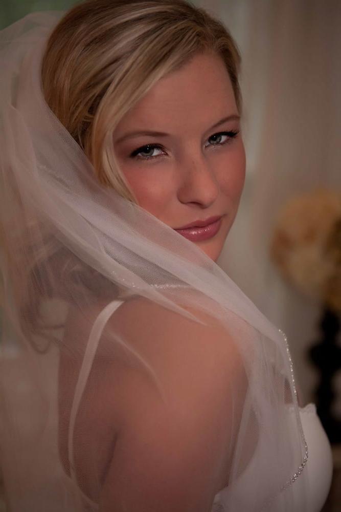 25P Whore Bride Amanda