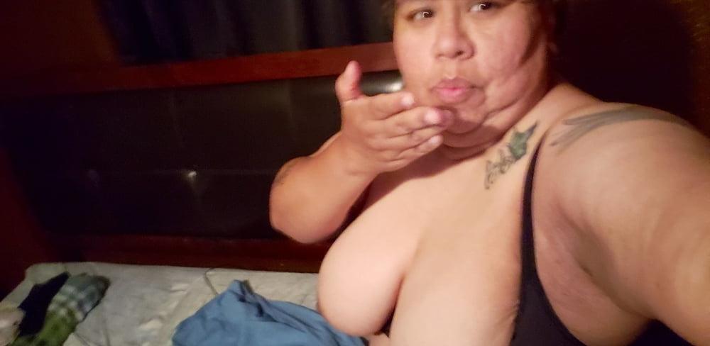 25P chubby latin milf