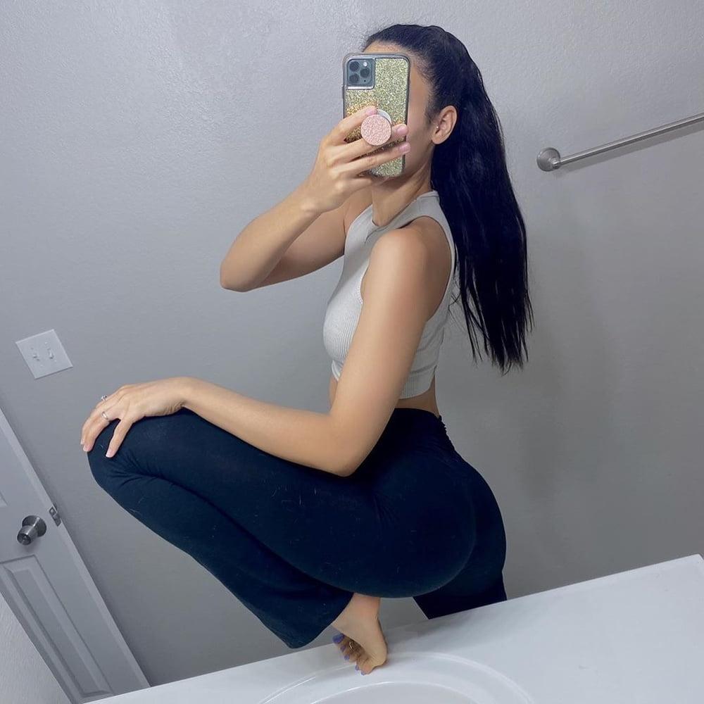 25P Sexy Feet (Insta, Models, Barefoot)