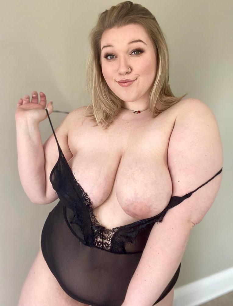 19P BBW Nice Thick Chubby Blonde