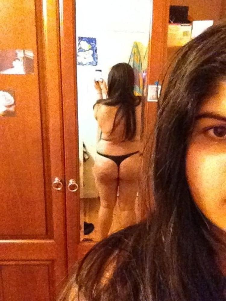 19P Indian chubby showing her big tits