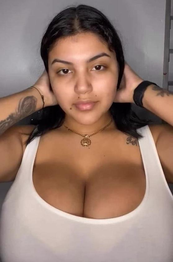 13P Pretty Chubby id fuck 28