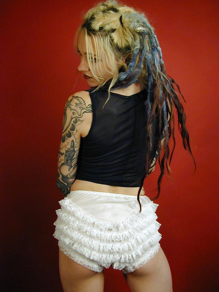 22P Punk Rock GIrl