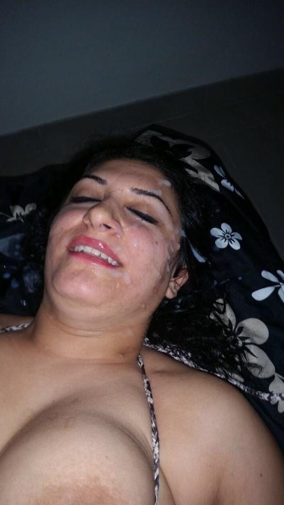 21P Arab mature bitch