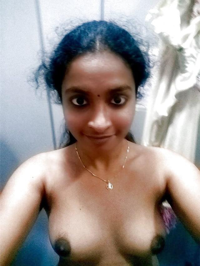 12P Topless selfies tamil kerala young girlfreind
