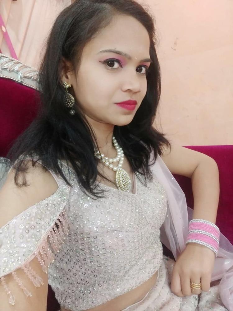 15P Cute indian teen nude selfies