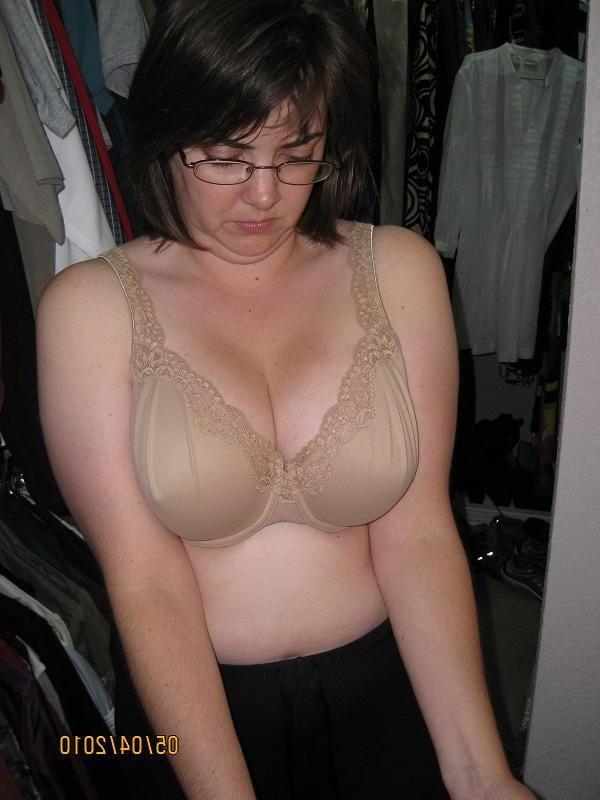 25P Stella chubby MILF with huge boobs