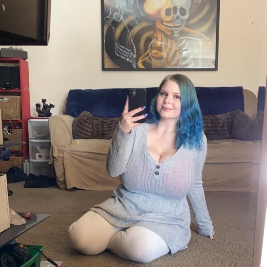 25P Chubby fat fucker cassie