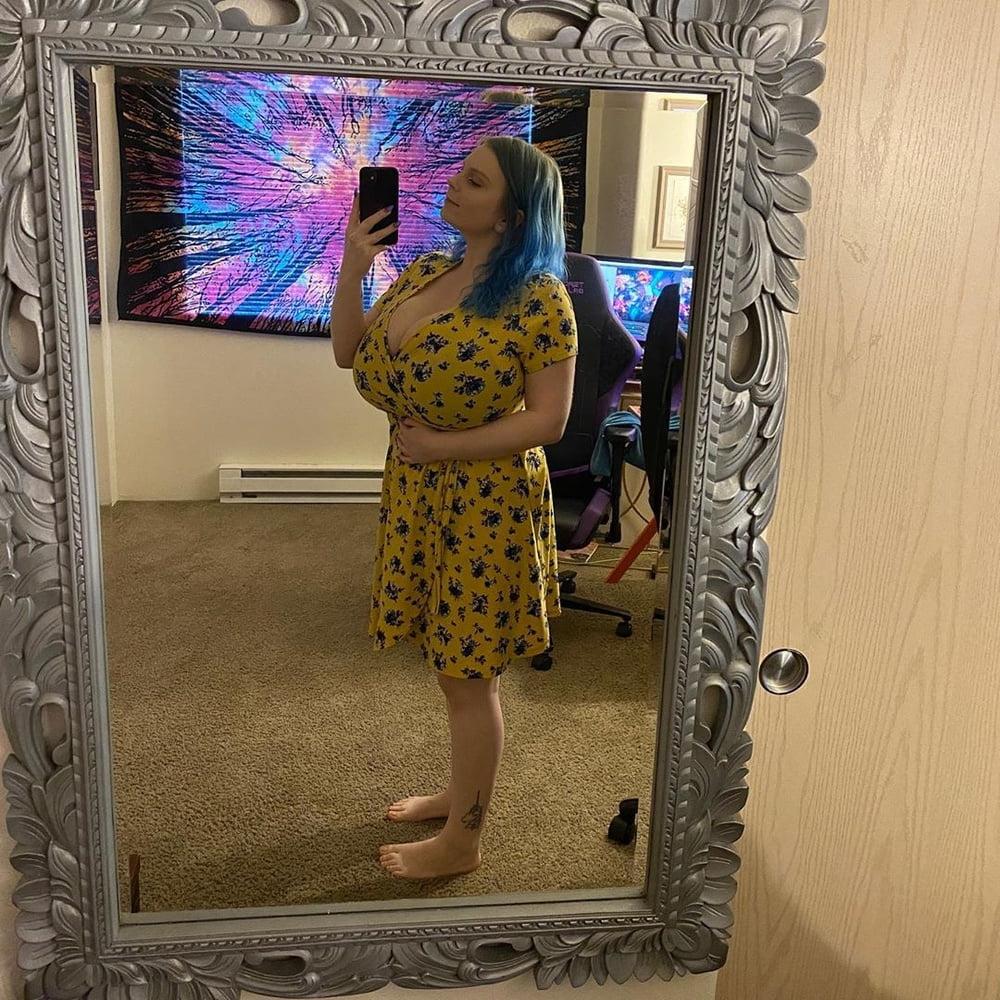 25P Chubby fat fucker cassie