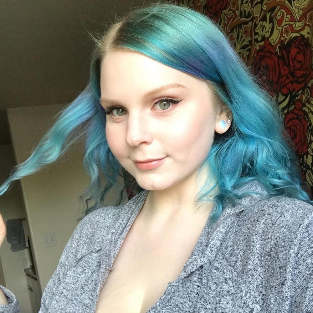 25P Chubby fat fucker cassie